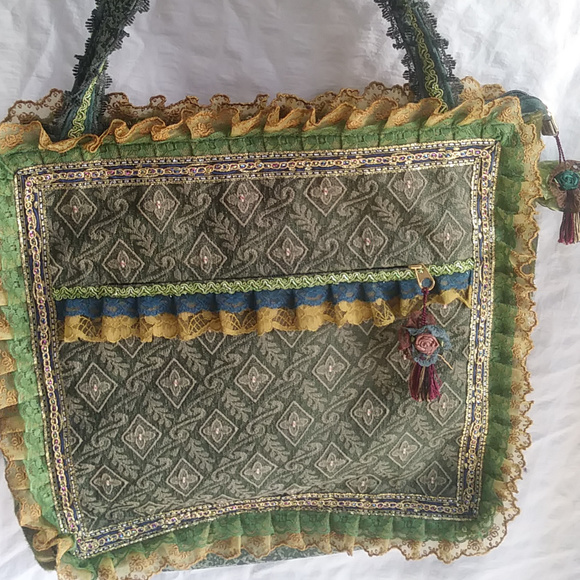 Shin Sai Bashi Lace Tote 14''x14'' x 4'' - Picture 4 of 8